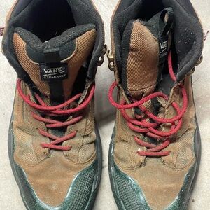 Vans Ultrarange Brown and Red Sneakers